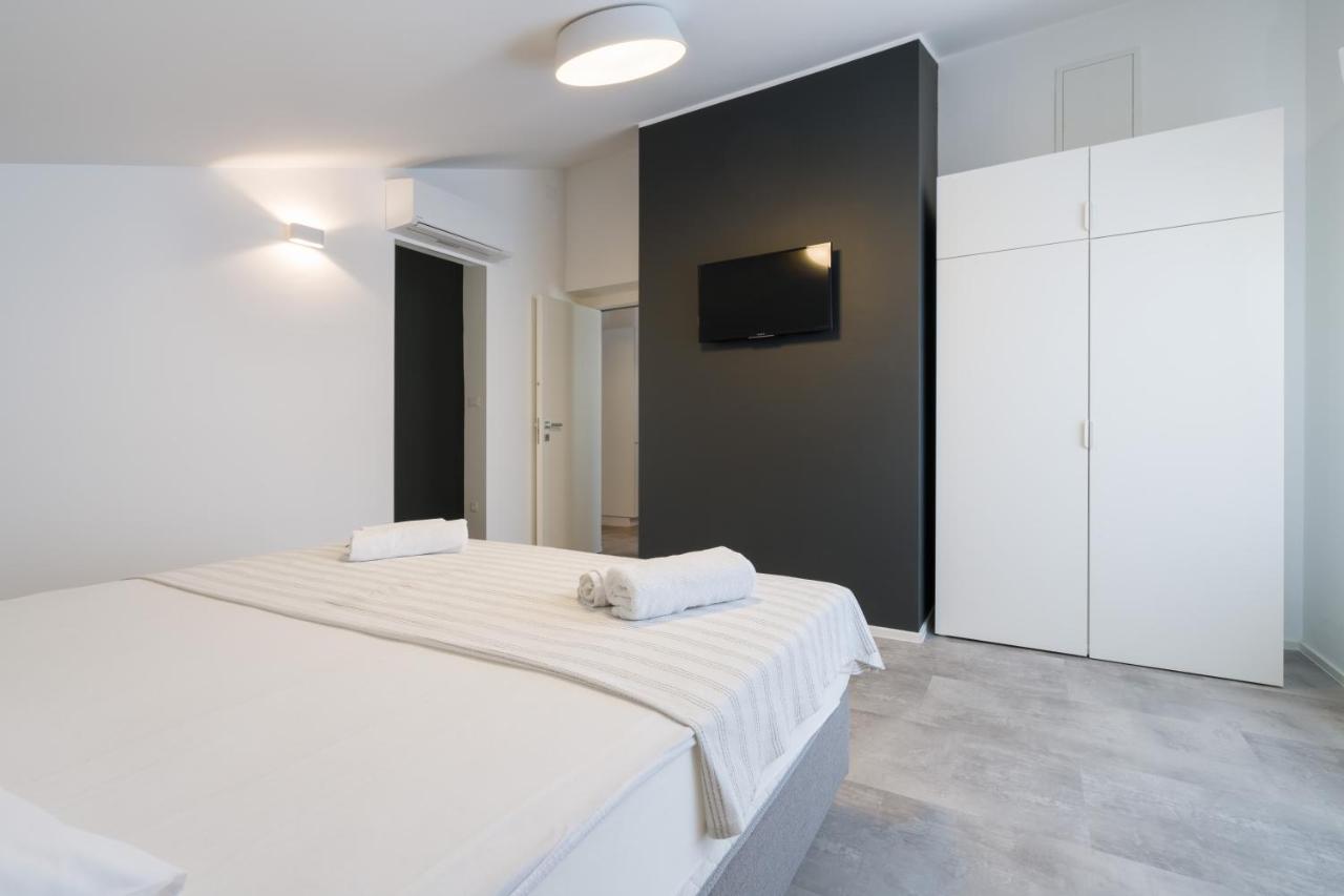 Apartmani Ana 2 I 3 Malinska Luaran gambar